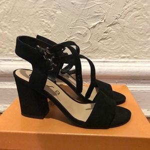 UNISA Black Heeled Sandals